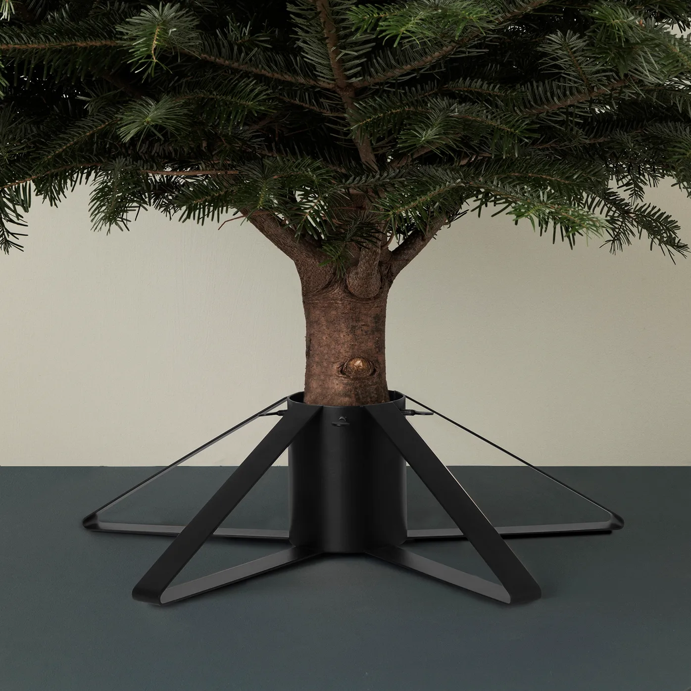 Pie para árbol de Navidad Ferm Living, Negro Ferm Living