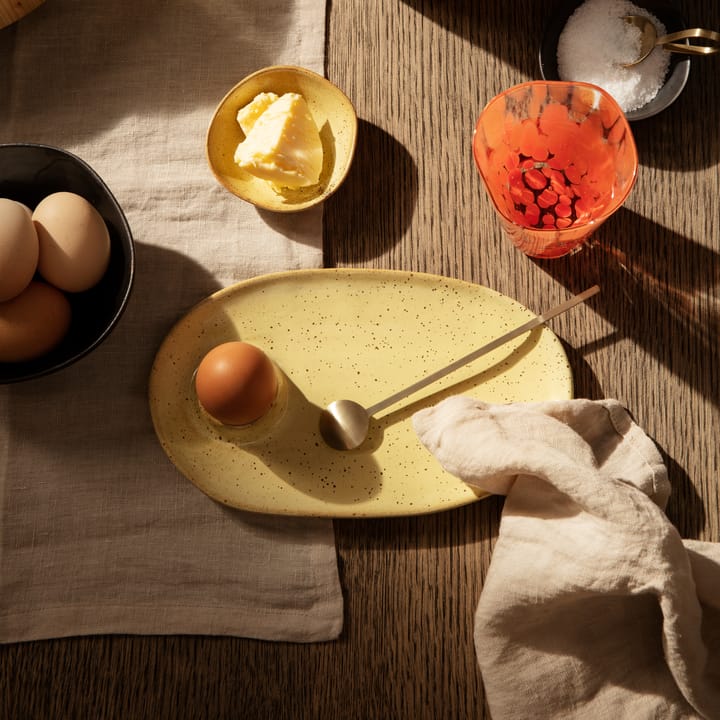 Plato de desayuno Flow 14x23,5 cm, Yellow speckle Ferm Living