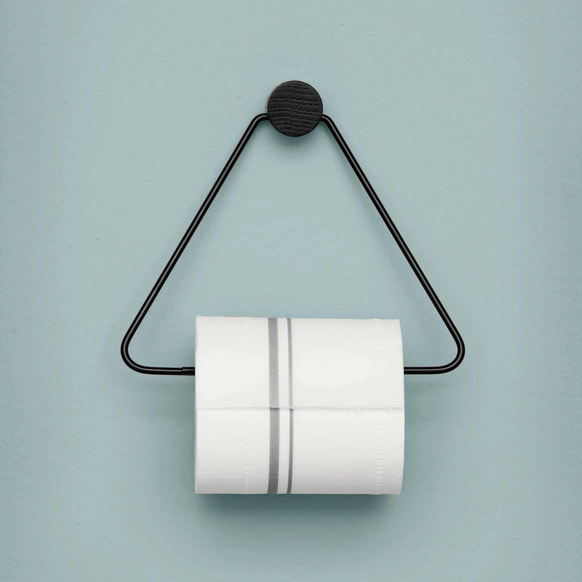 Portarrollos baño Ferm Living, negro, Negro Ferm Living