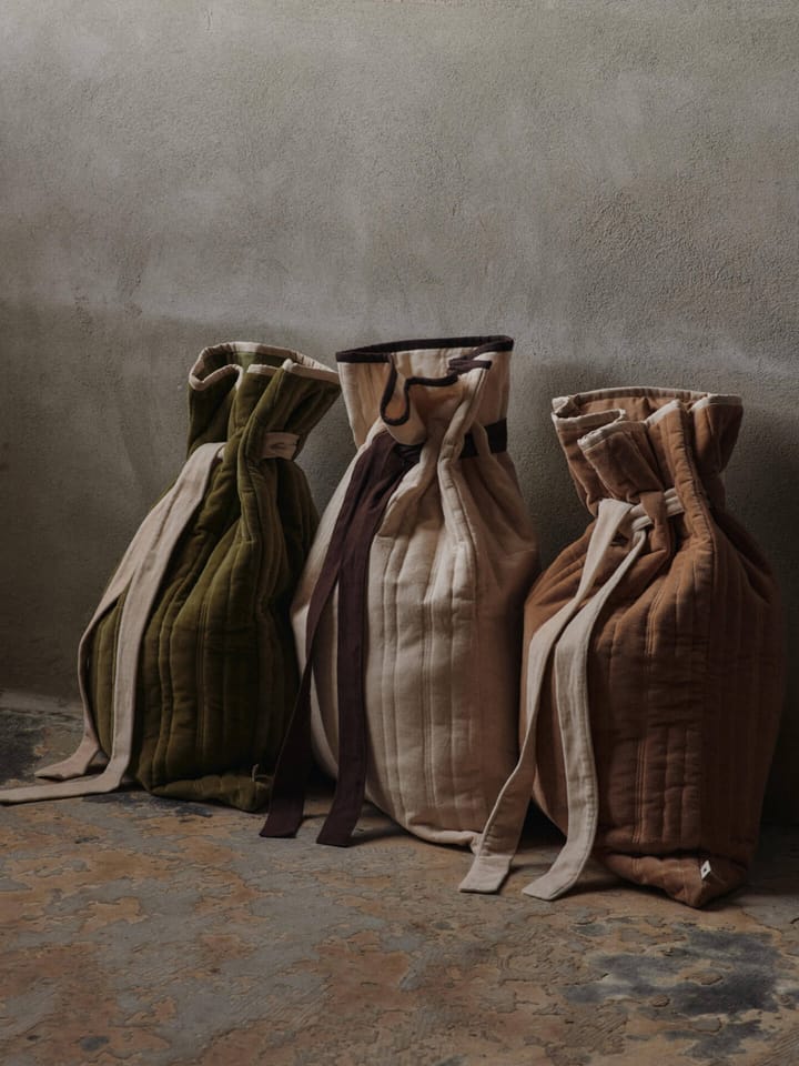 Saco Vari quilted 50x70 cm, Velvet-khaki Ferm Living