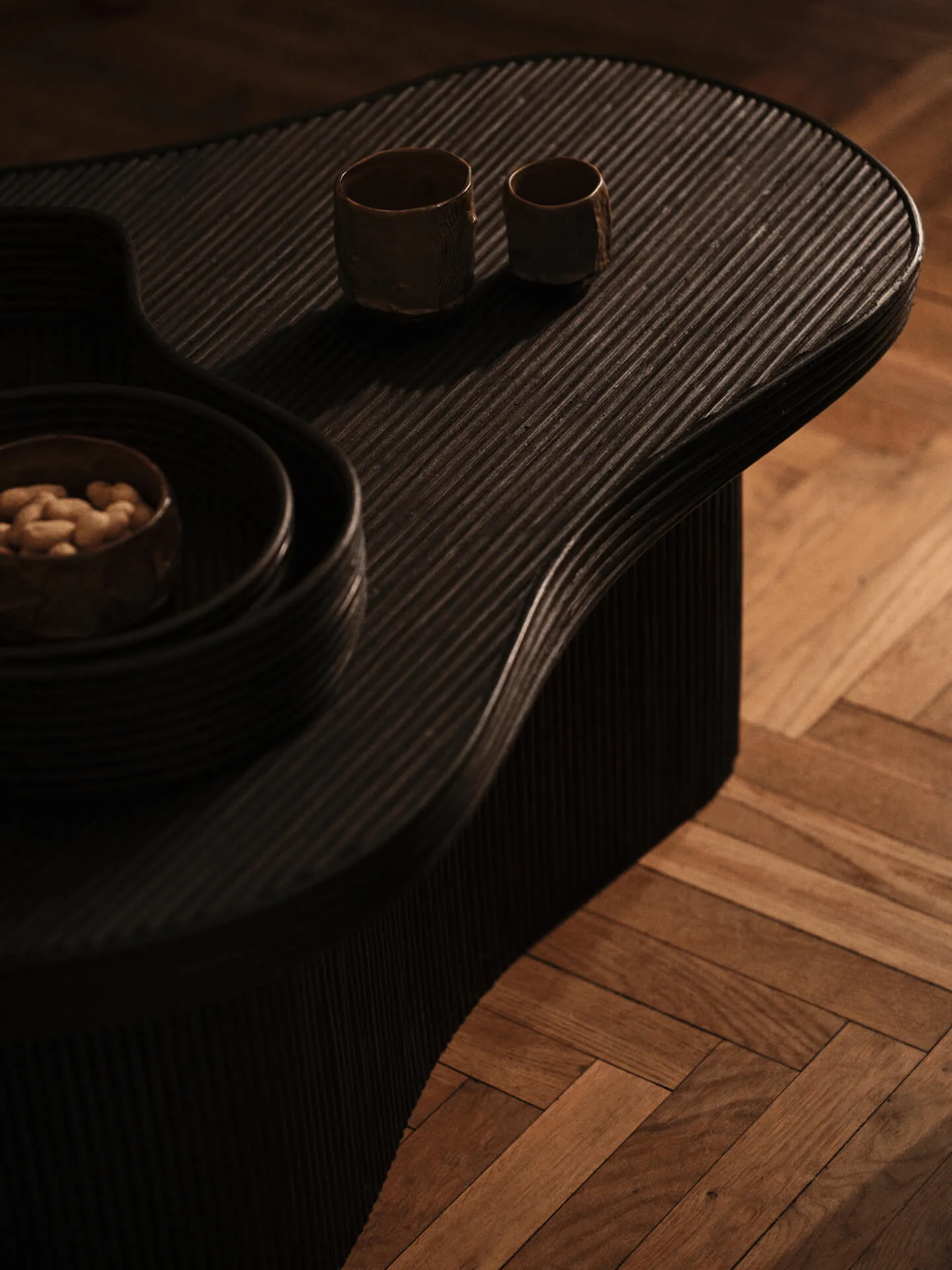 Set de 2 bandejas Isola, Dark stained Ferm Living
