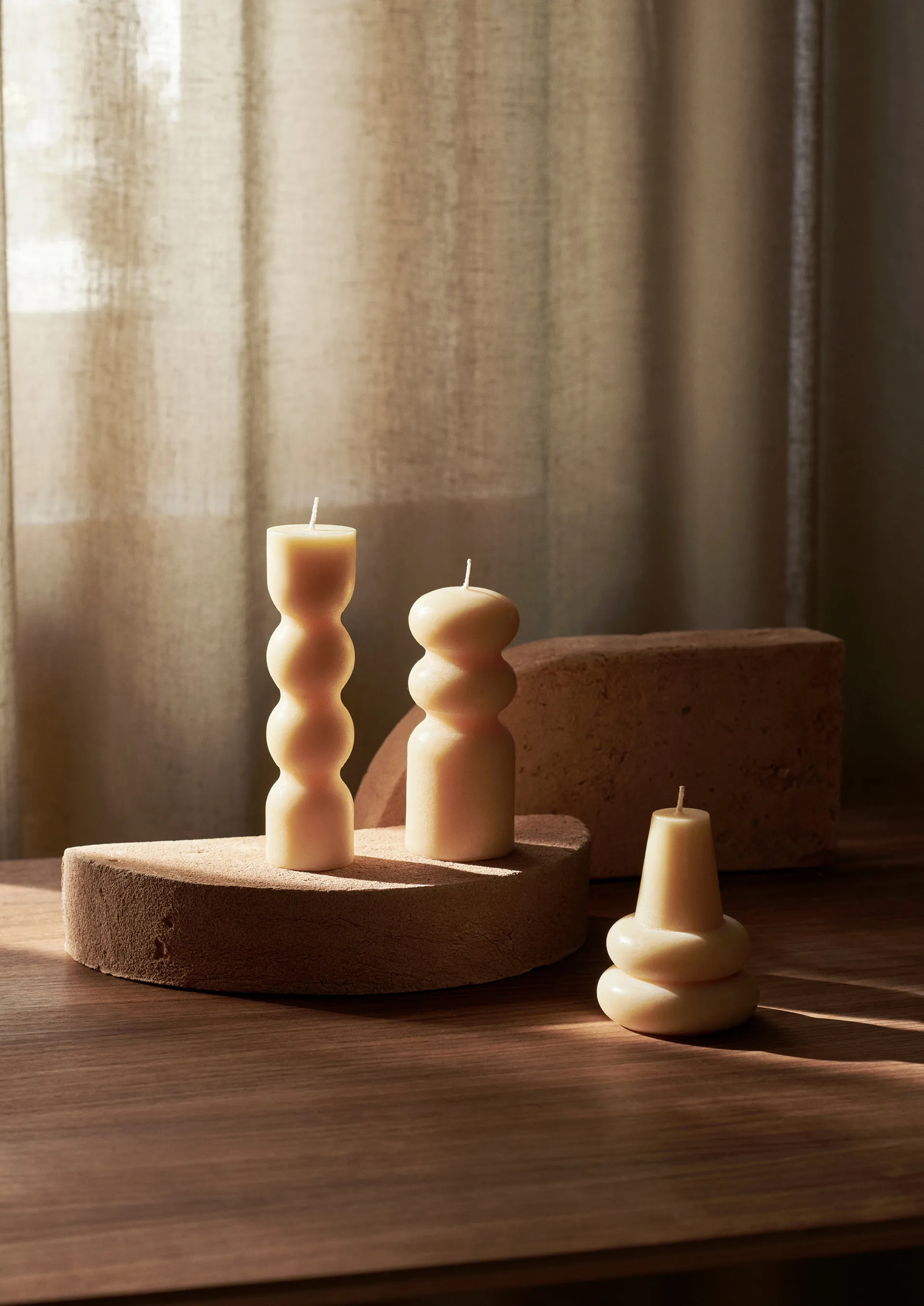 Set de 3 velas Torno Ø4 cm, Pale Yellow Ferm Living