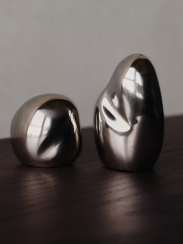 Set de salero y pimentero Orevo - Polished Stainless Steel - Ferm Living