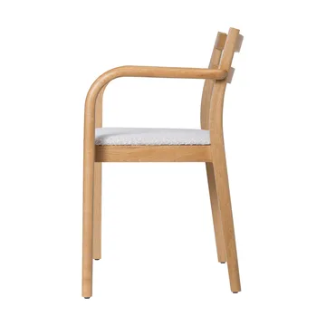 Sillón con reposabrazos Boda - Asiento tapizado rugged bouclé, natural-off-white - Ferm Living
