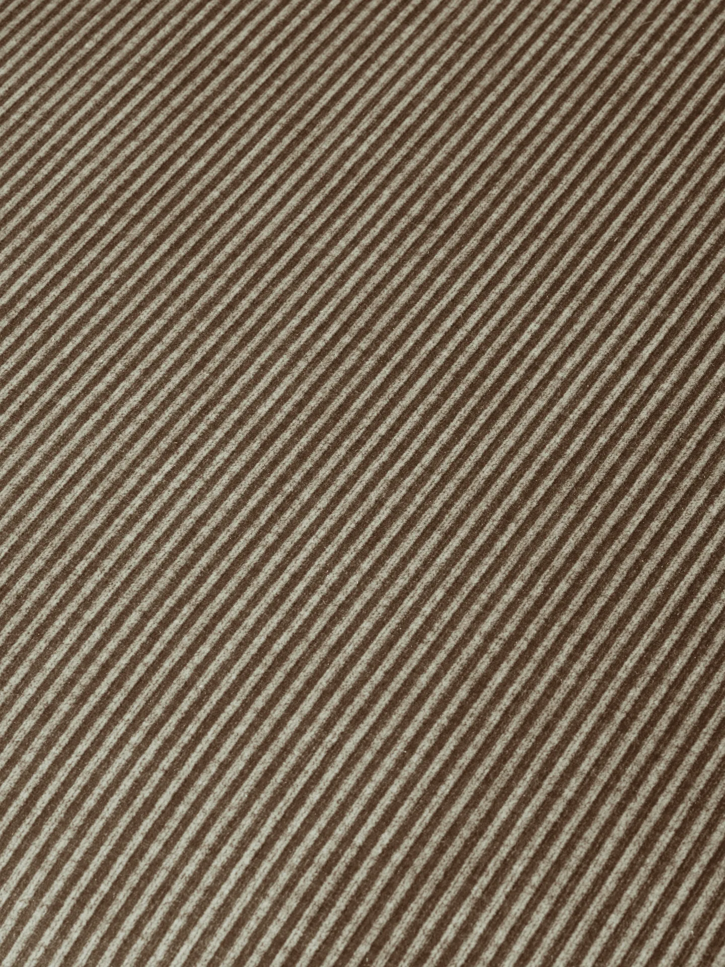 Sillón Rico lounge chair, Devoré velvet-Flint grey Ferm Living