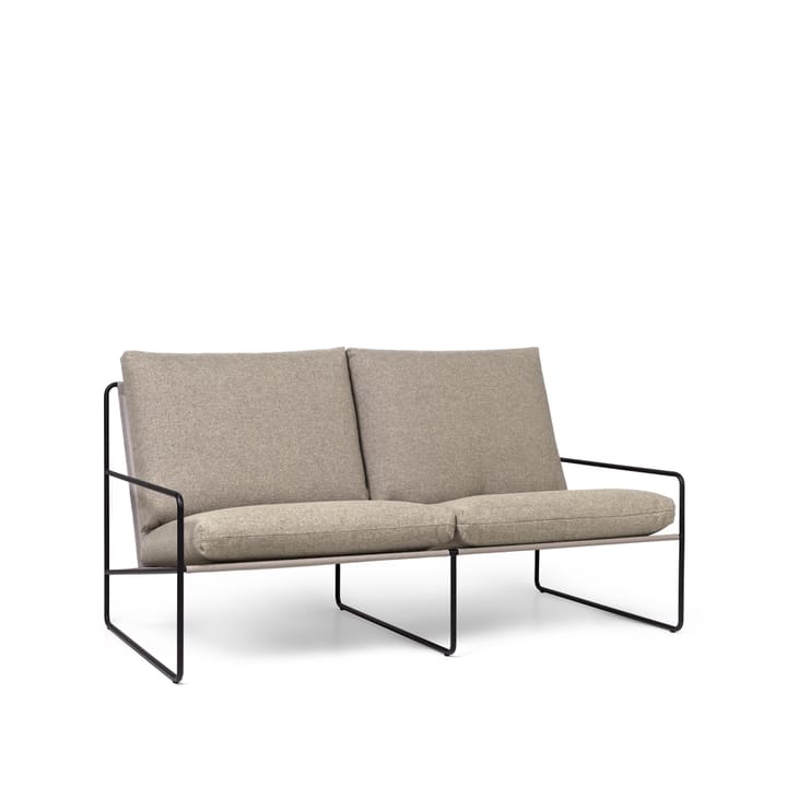 Sofá de 2 plazas Desert - Tela dark sand, base negra - Ferm Living