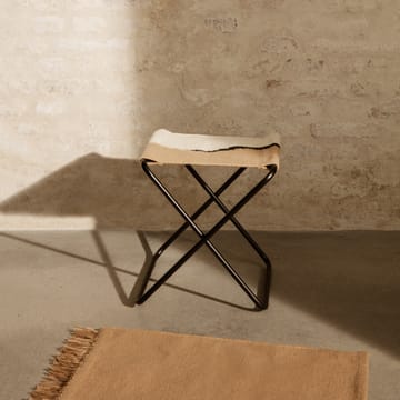 Taburete bajo Desert - Black-soil - Ferm Living