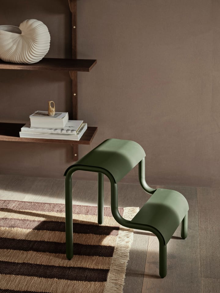 Taburete escalera Up, Forest Green Ferm Living
