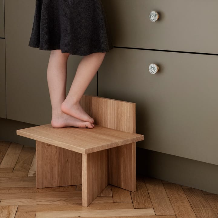 Taburete Oblique, Roble Ferm Living