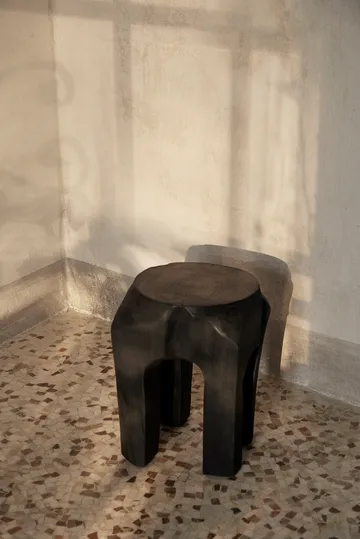 Taburete redondo Root Ø30x40 cm - Black stained - Ferm Living