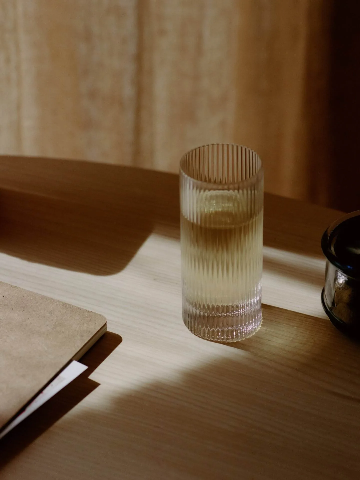Vaso Ripple highball 48 cl, 2-pack, Clear Ferm Living