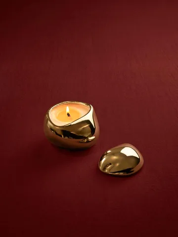 Vela perfumada Bellure 40 h - Acabado latón - Ferm Living