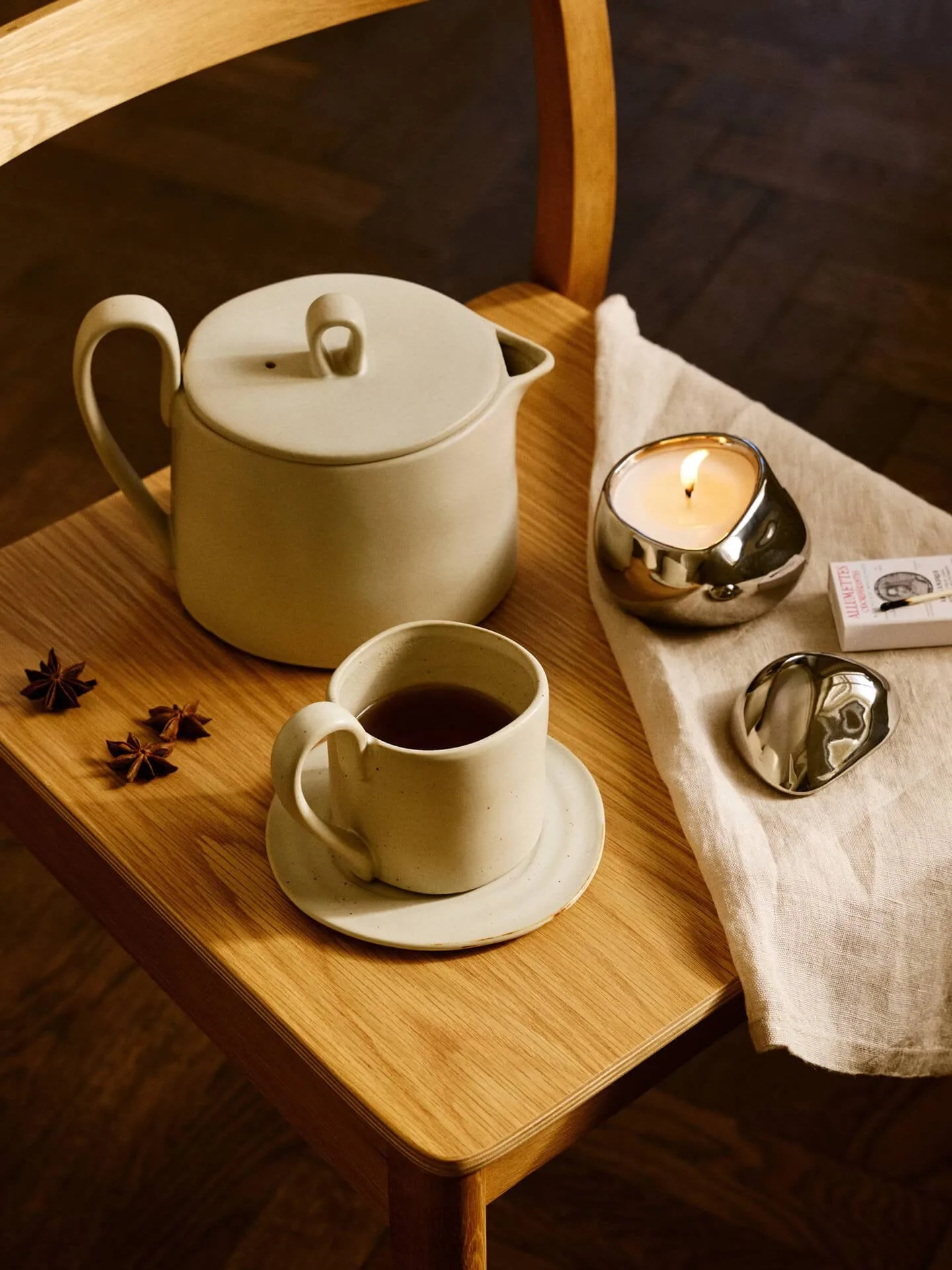 Vela perfumada Bellure 40 h, Plata Ferm Living
