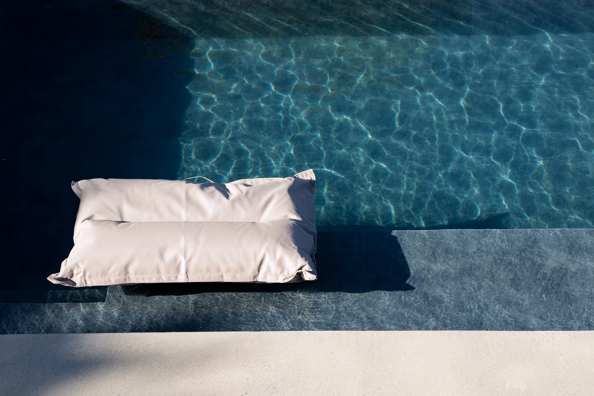 Cojín flotante Ulisse 150x108x25 cm, Celiste Fiam