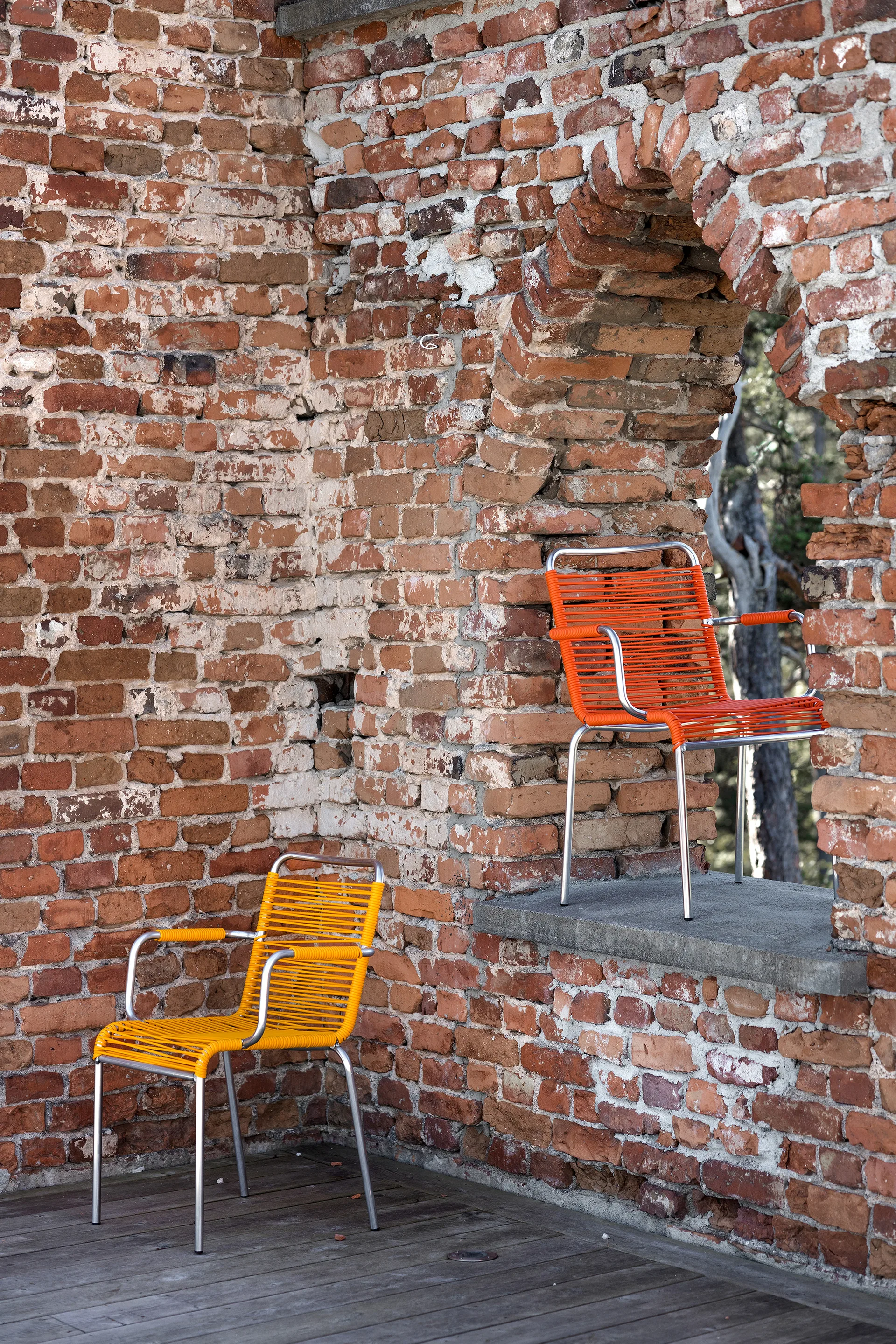 Silla con reposabrazos Mya aluminio, Yellow Fiam