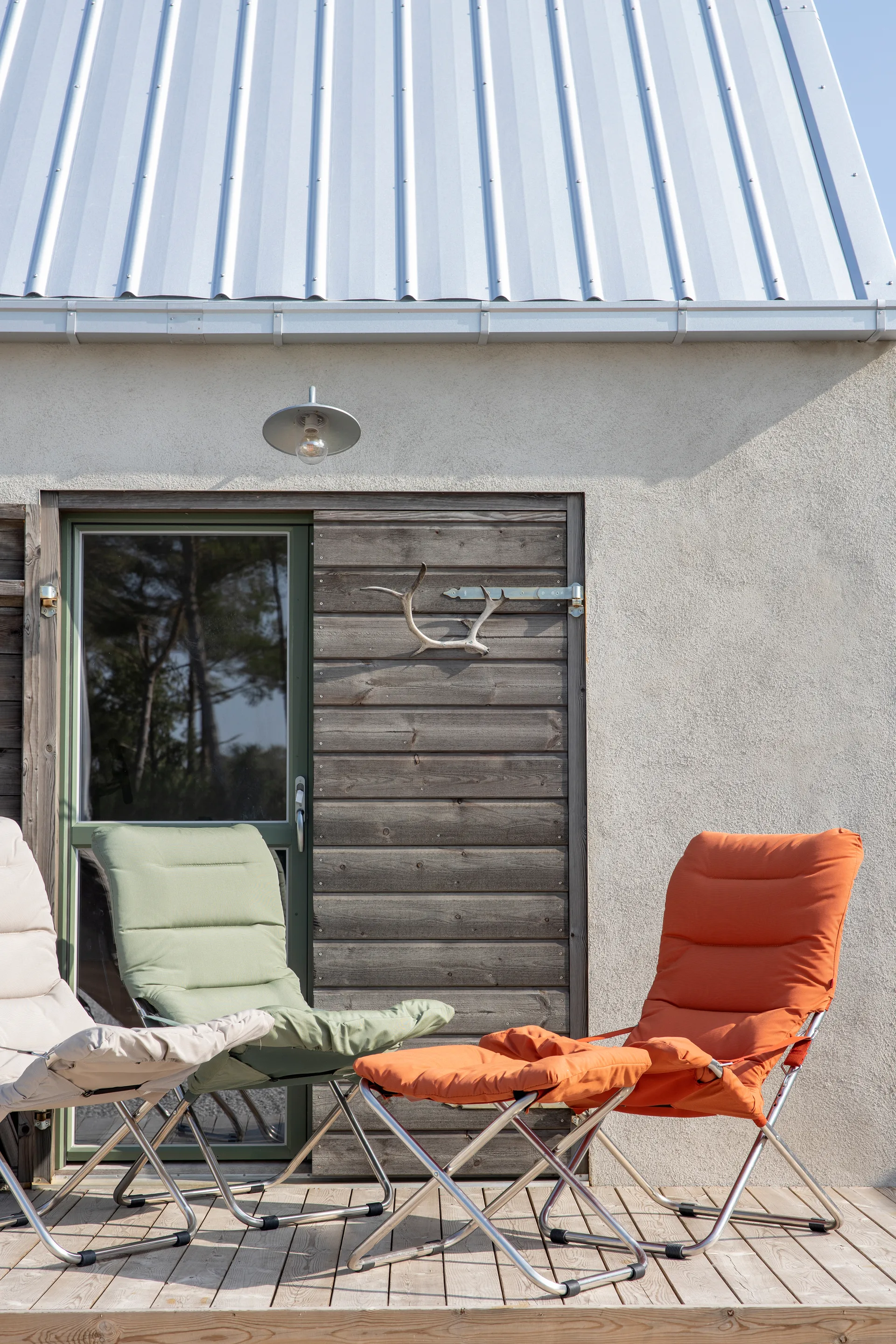 Silla para tomar el sol Fiesta Soft, Tela sage green, estructura de aluminio Fiam