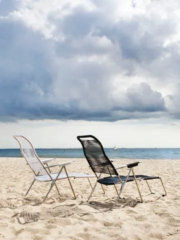 Tumbona Spaghetti con reposapiés - Negro - Fiam