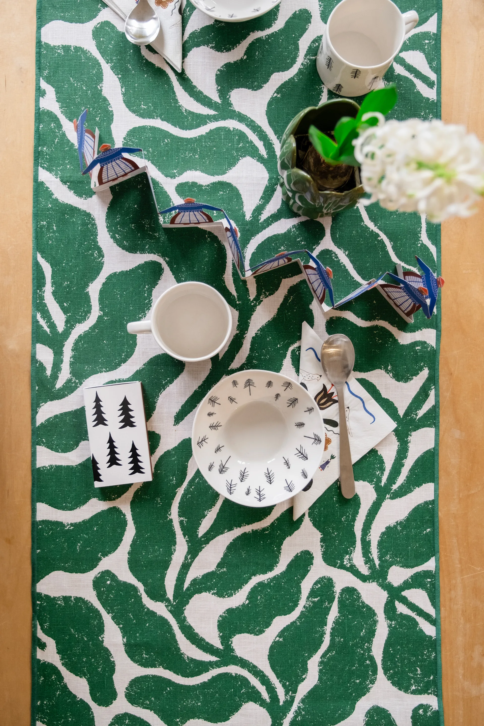 Camino de mesa Leaves 45x180 cm, Green Fine Little Day