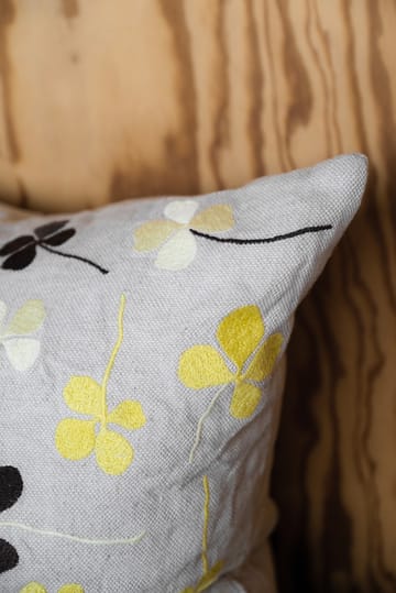 Funda de cojín Clover 48x48 cm - Yellow - Fine Little Day