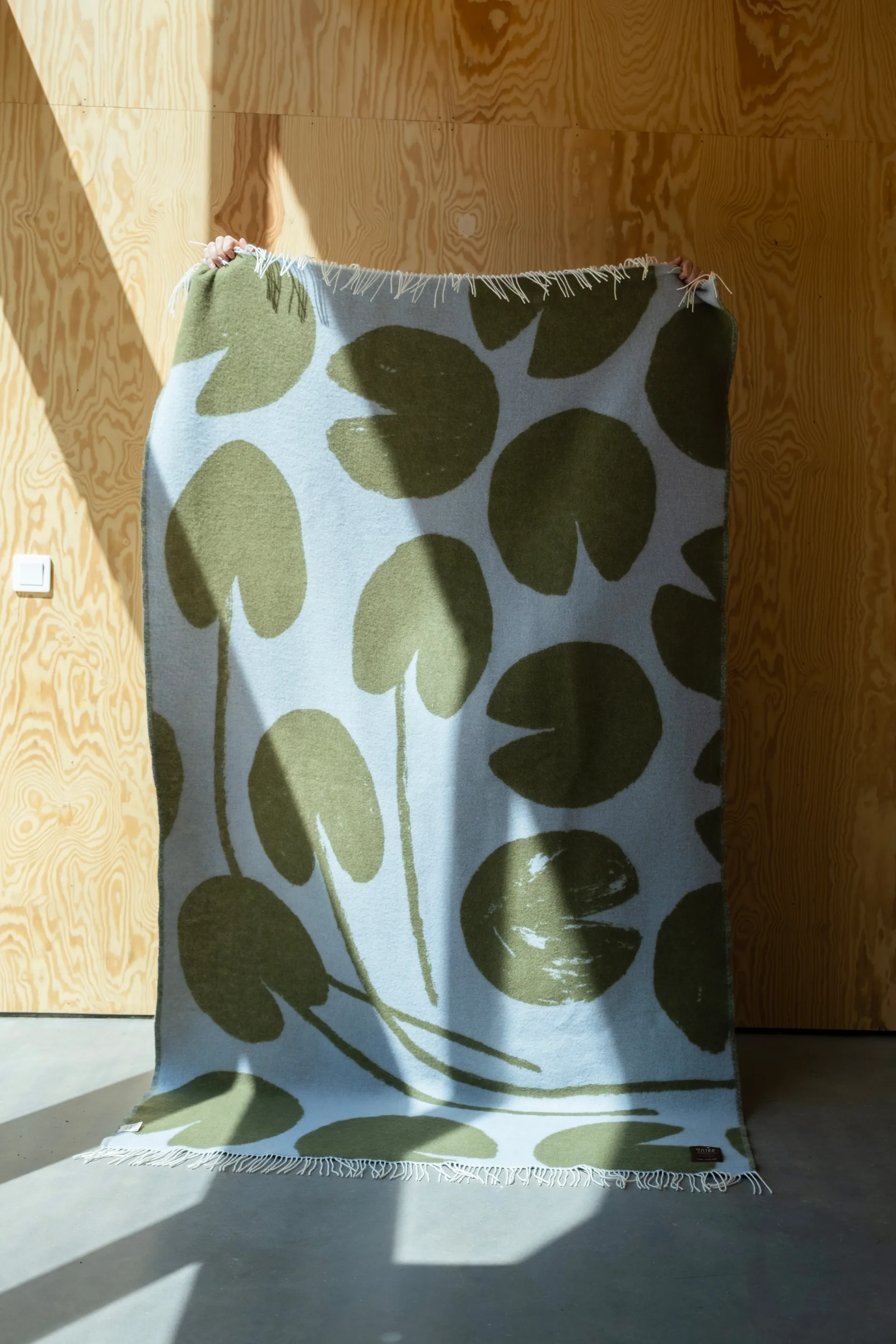 Manta Water lilies 130x220 cm, Blue-green Fine Little Day