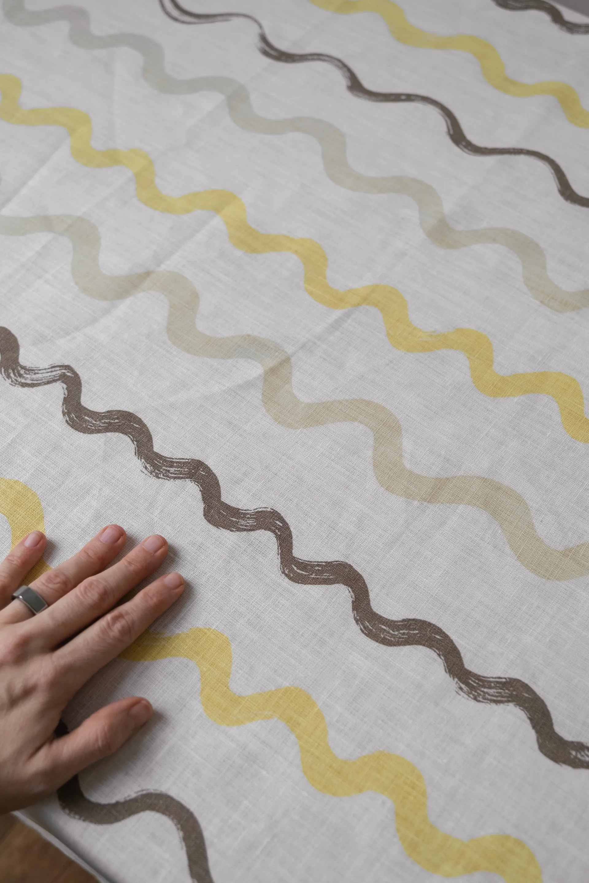 Mantel Randig 149x250 cm, White-yellow Fine Little Day