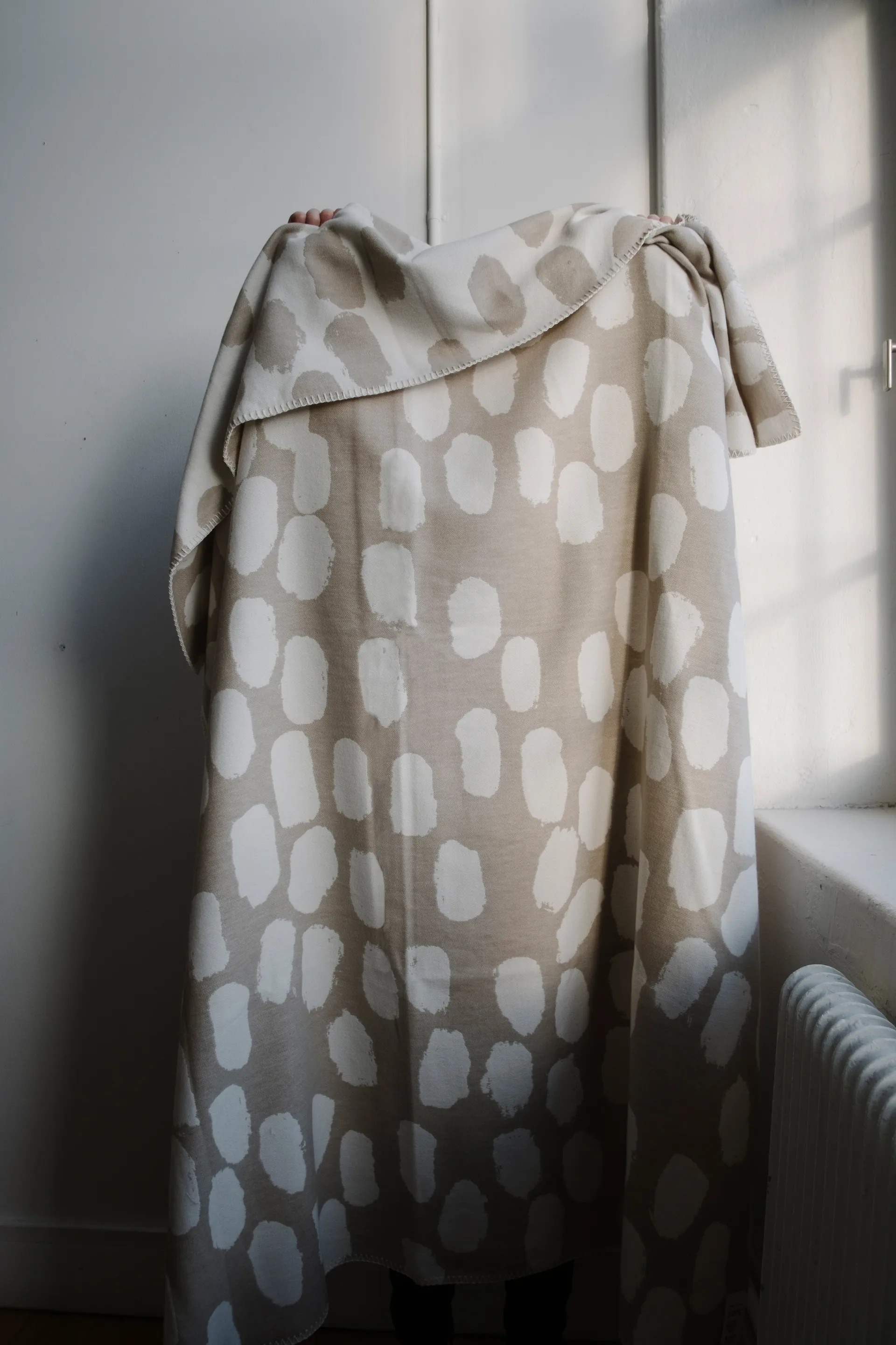 Plaid Dots 140x180 cm, Beige Fine Little Day