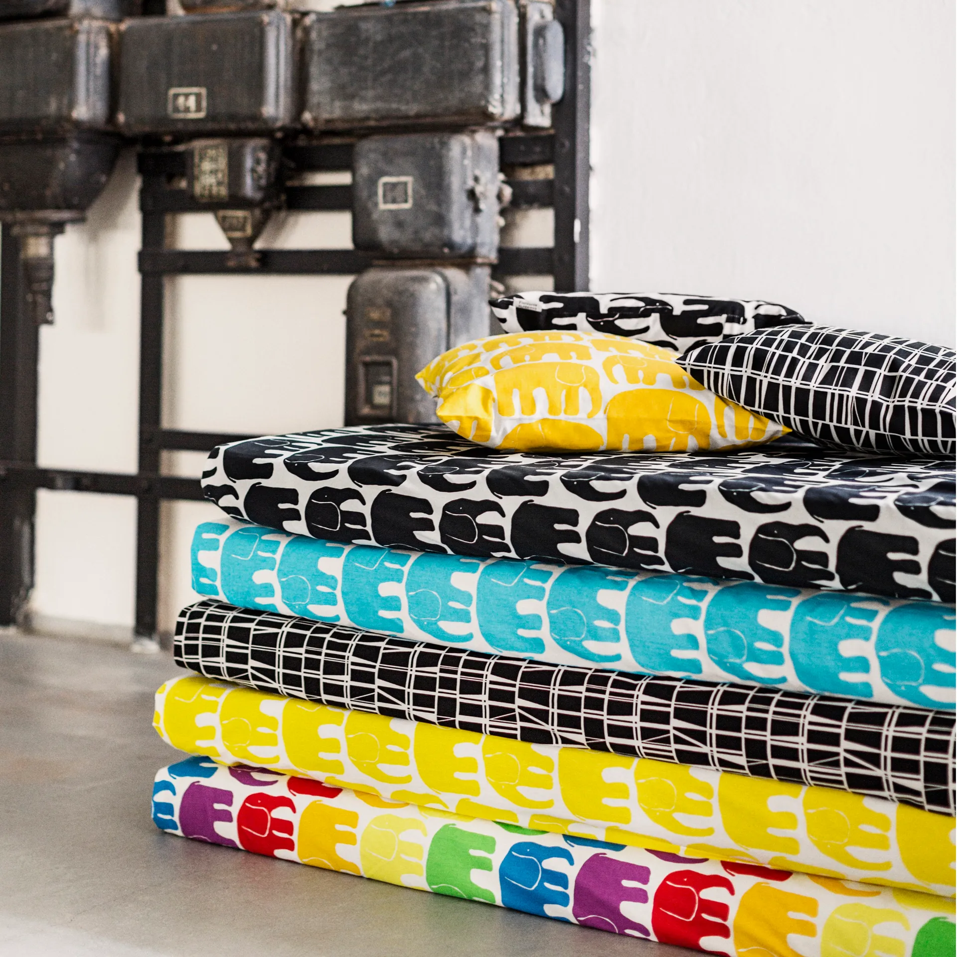 Juego de funda nórdica Elefantti, negro-blanco Finlayson