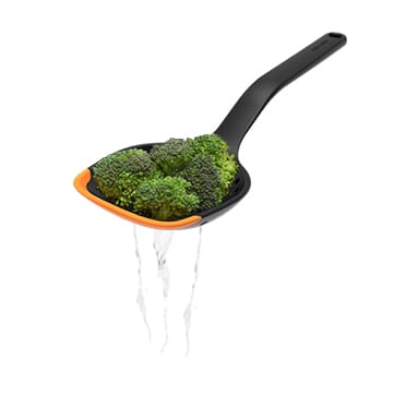 Cuchara de cocina con agujeros Functional Form 29,6 cm, negro Fiskars