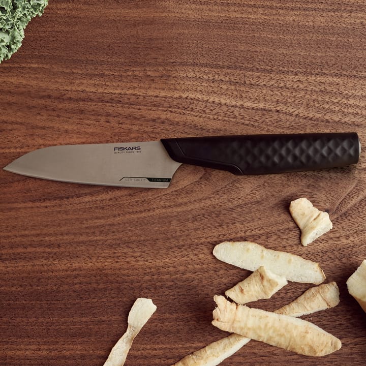 Cuchillo de verduras Titanium 10 cm, negro Fiskars