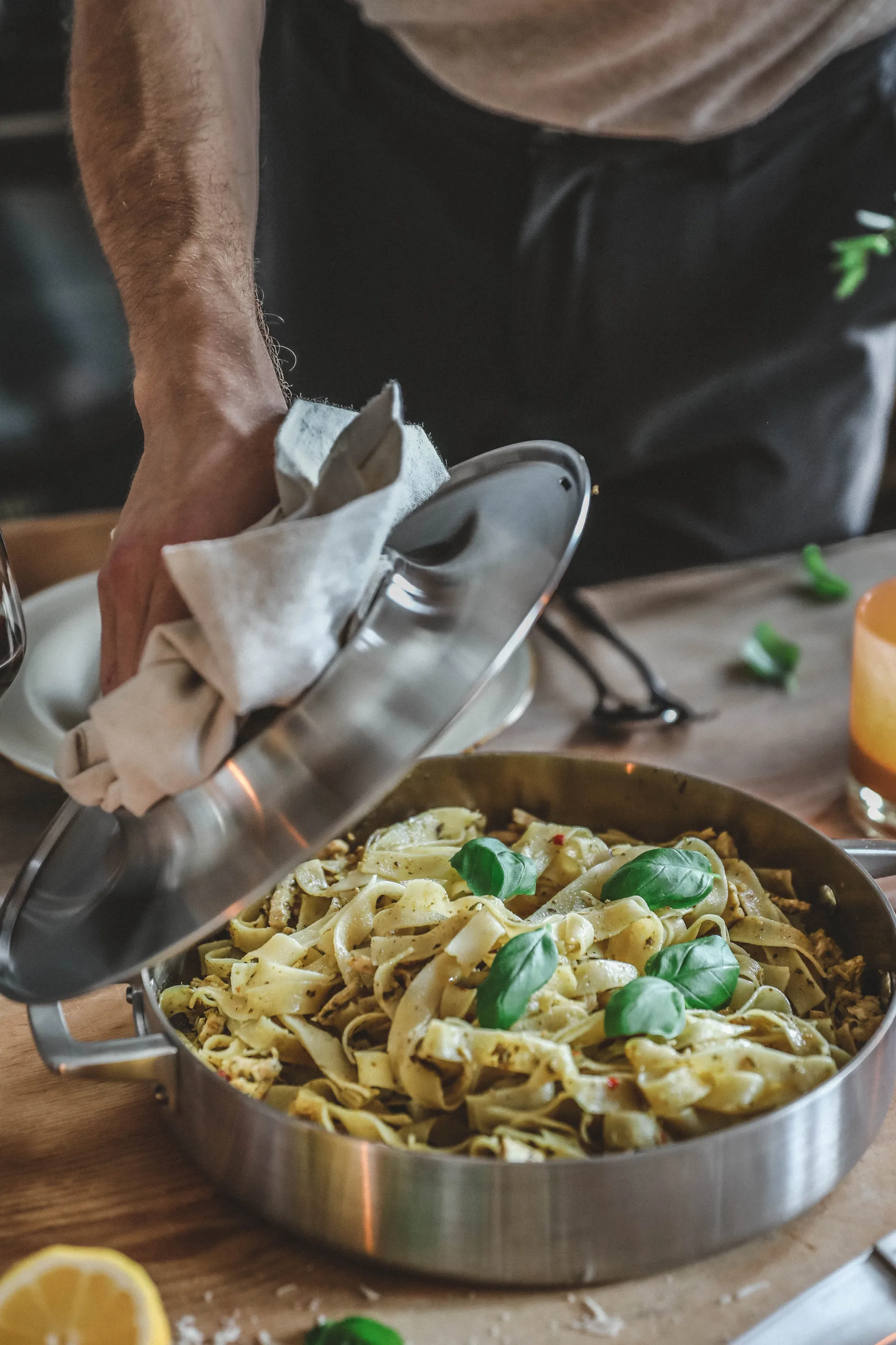 Olla con tapa Norden acero inoxidable, 28 cm Fiskars