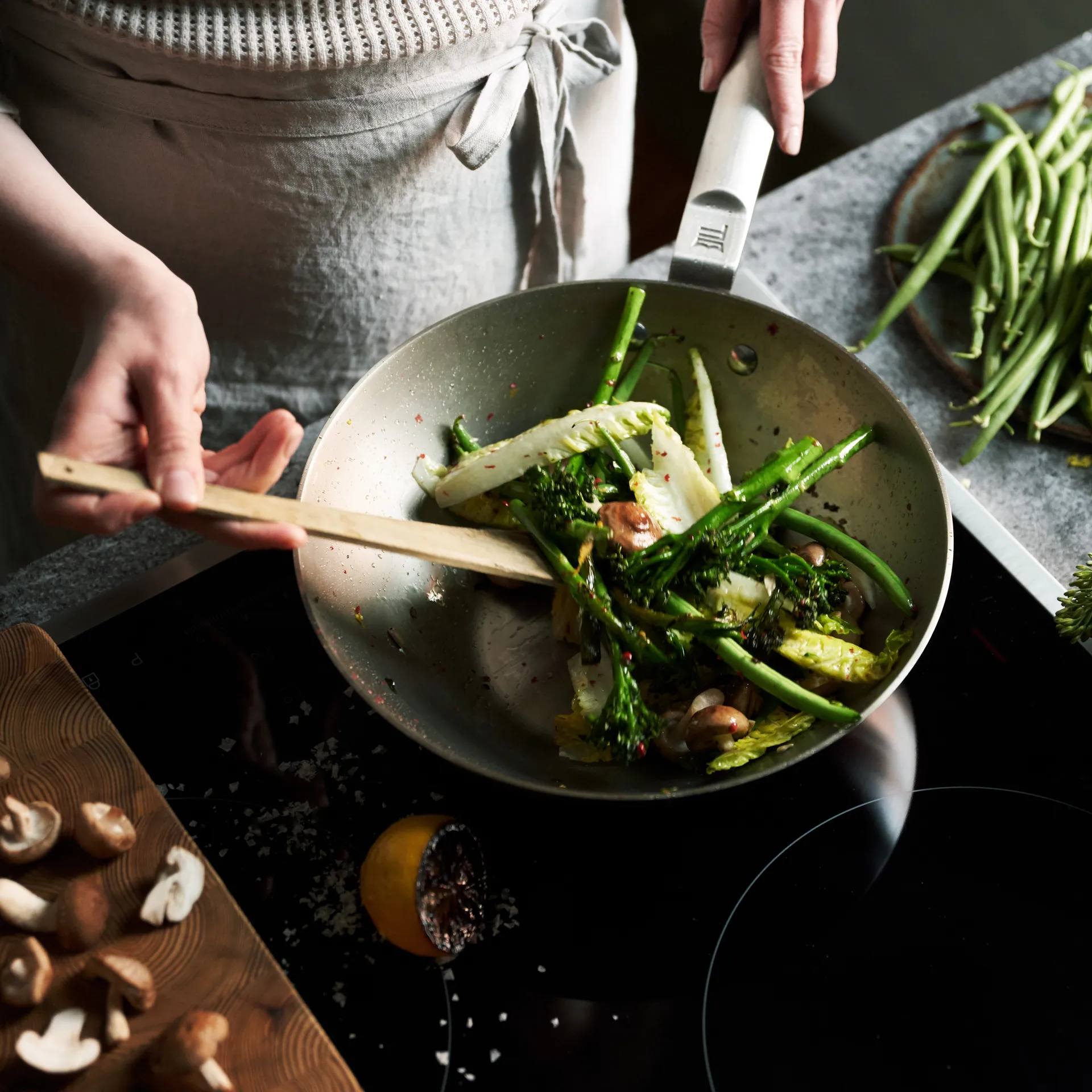 Sartén de wok Norden acero inoxidable, 28 cm Fiskars