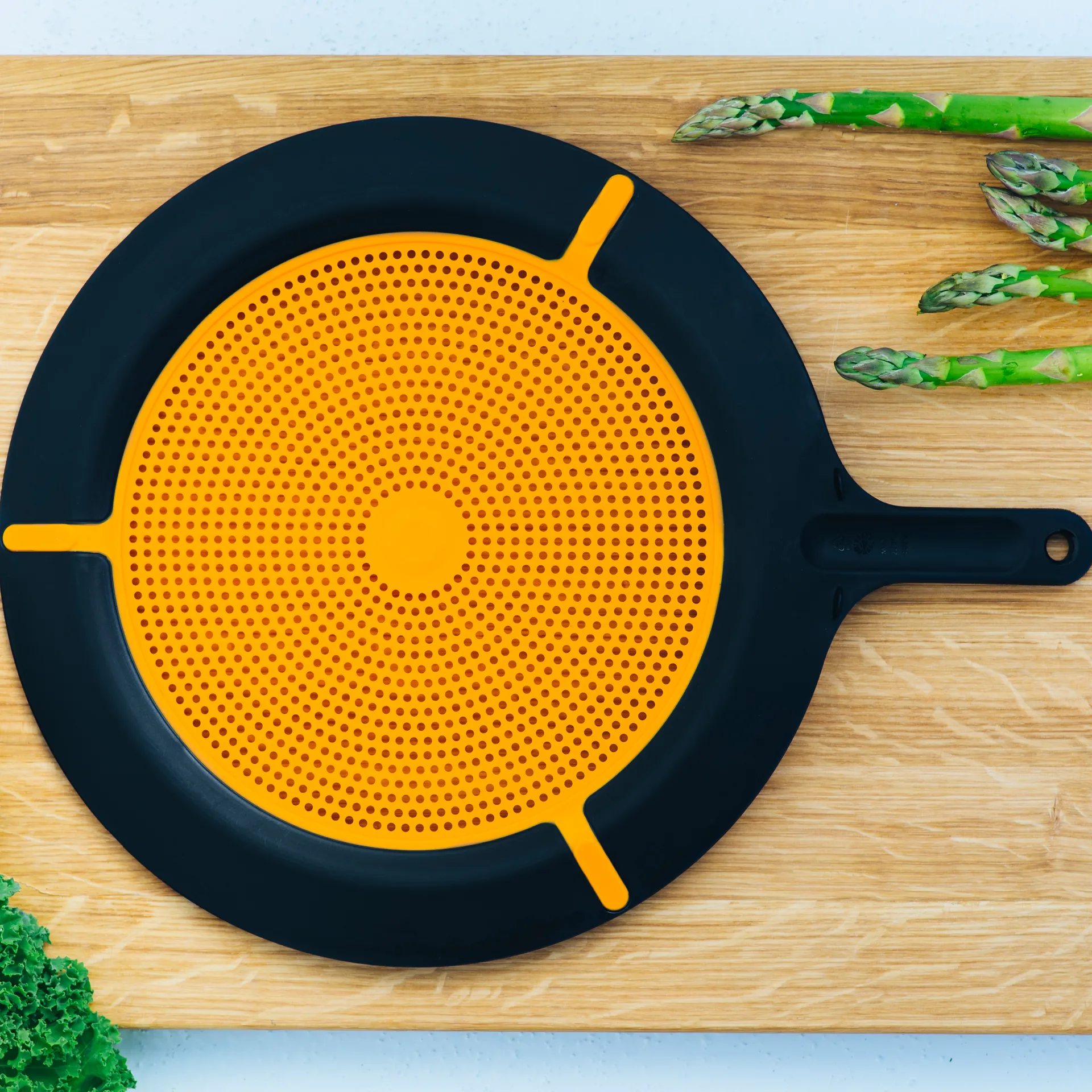 Tapa antisalpicaduras silicona Functional Form, negro Fiskars