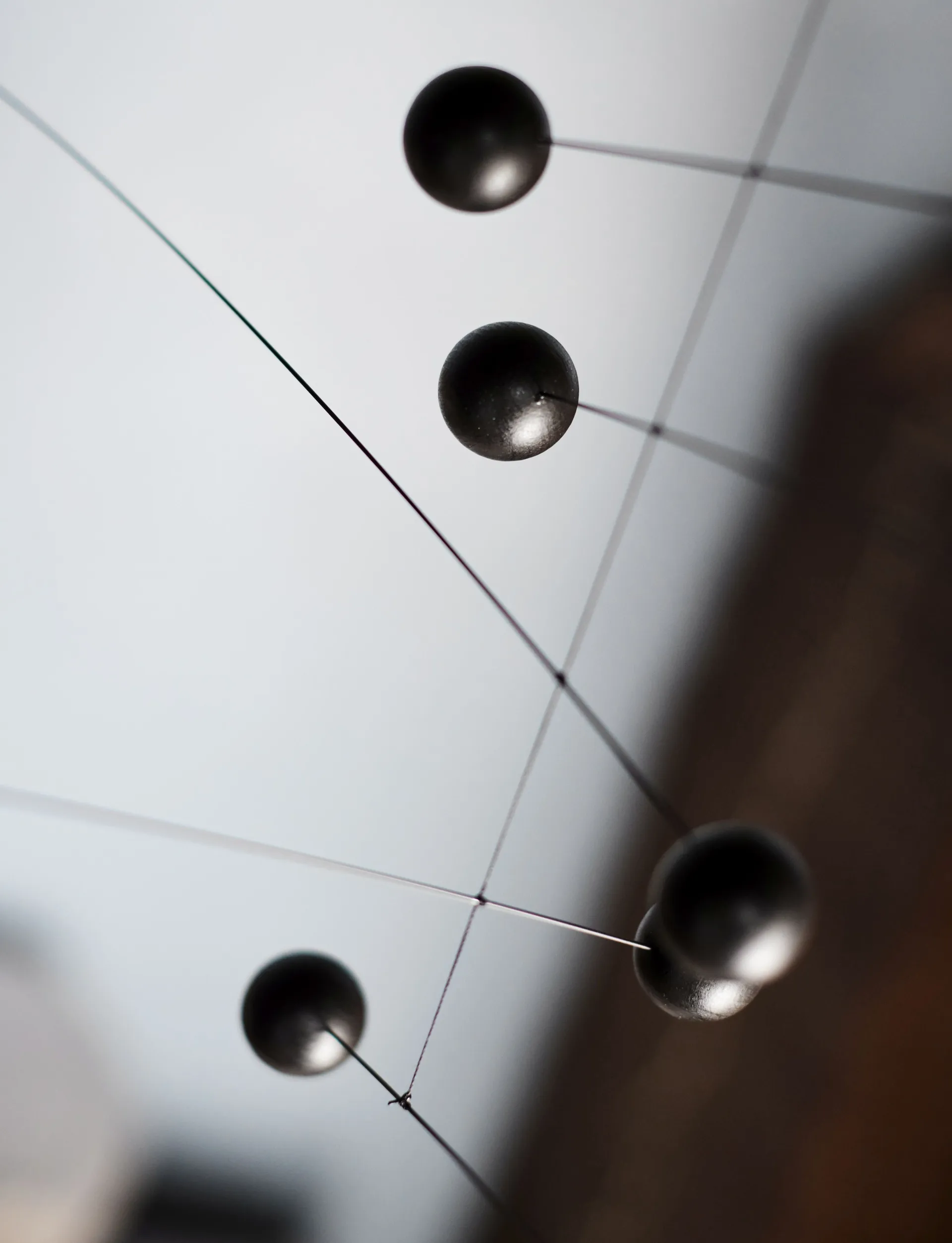 Móvil decorativo Futura, negro-rojo Flensted Mobiles