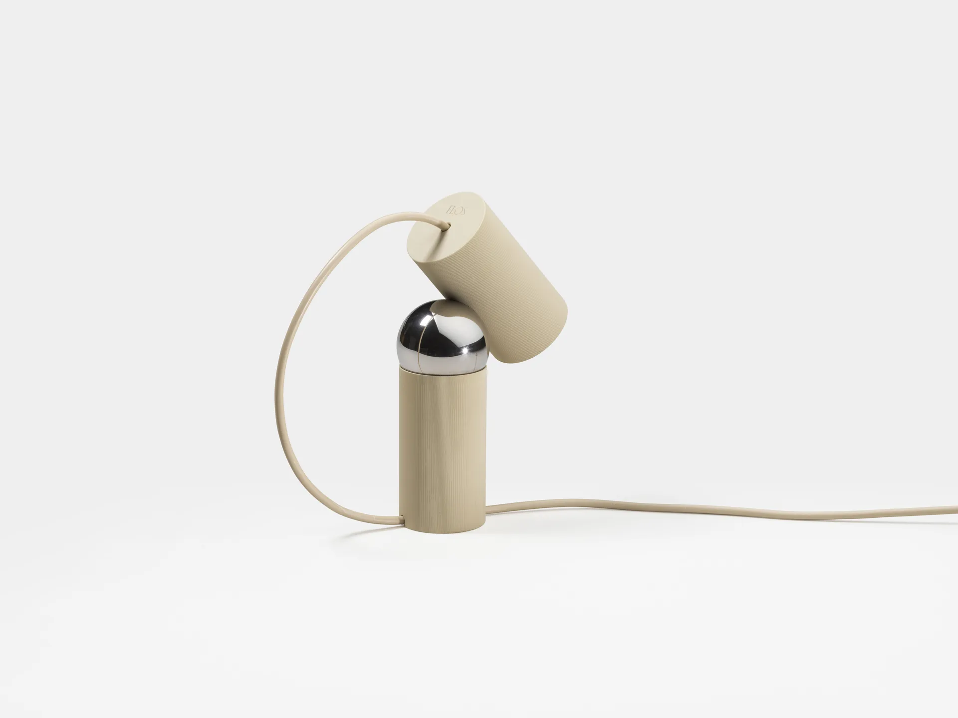 Lámpara de mesa Bilboquet, Linen Flos