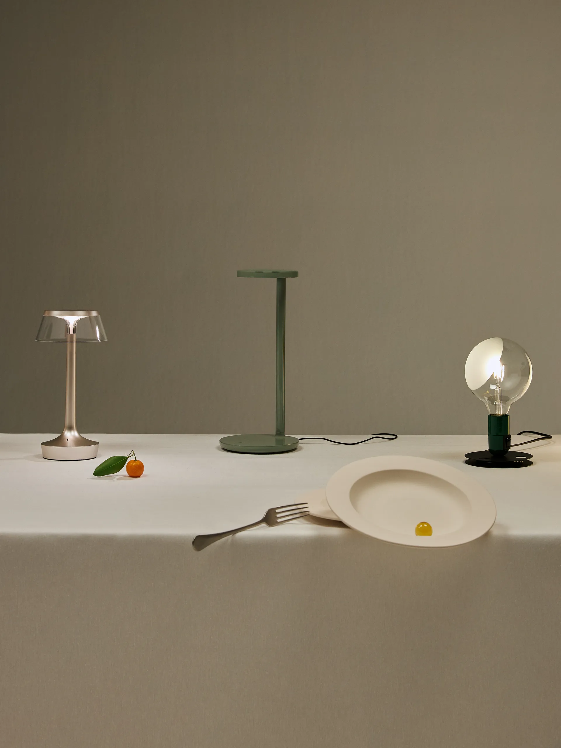 Lámpara de mesa Lampadina, Verde Flos