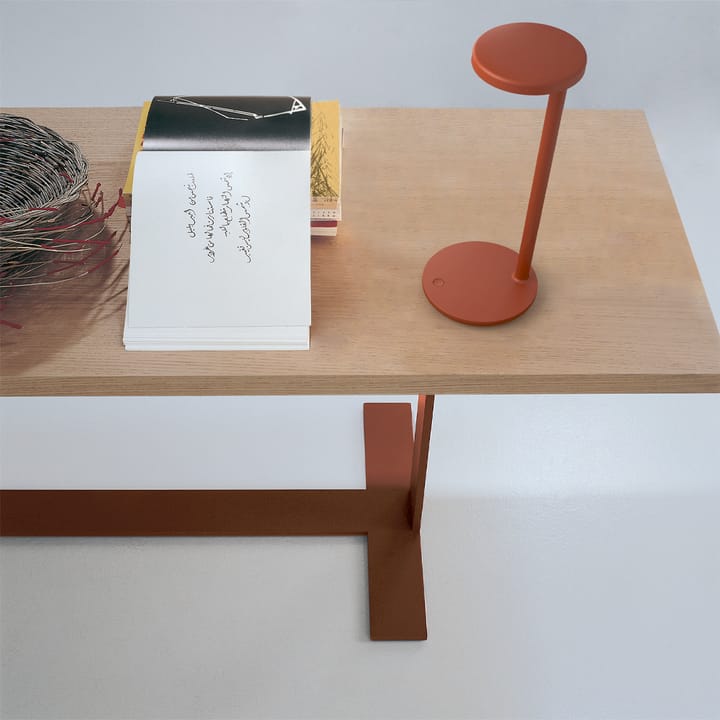 Lámpara de mesa Oblique Qi, Blanco Flos