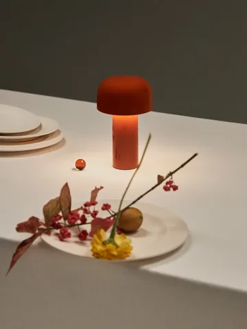 Lámpara de mesa portátil Bellhop - Brick red, IP54 (interior/exterior) - Flos
