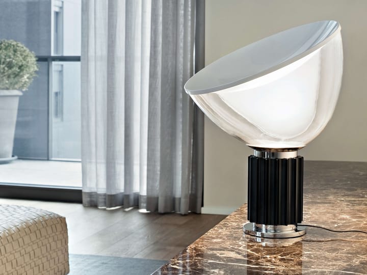 Lámpara de mesa Taccia PMMA, Negro, LED Flos