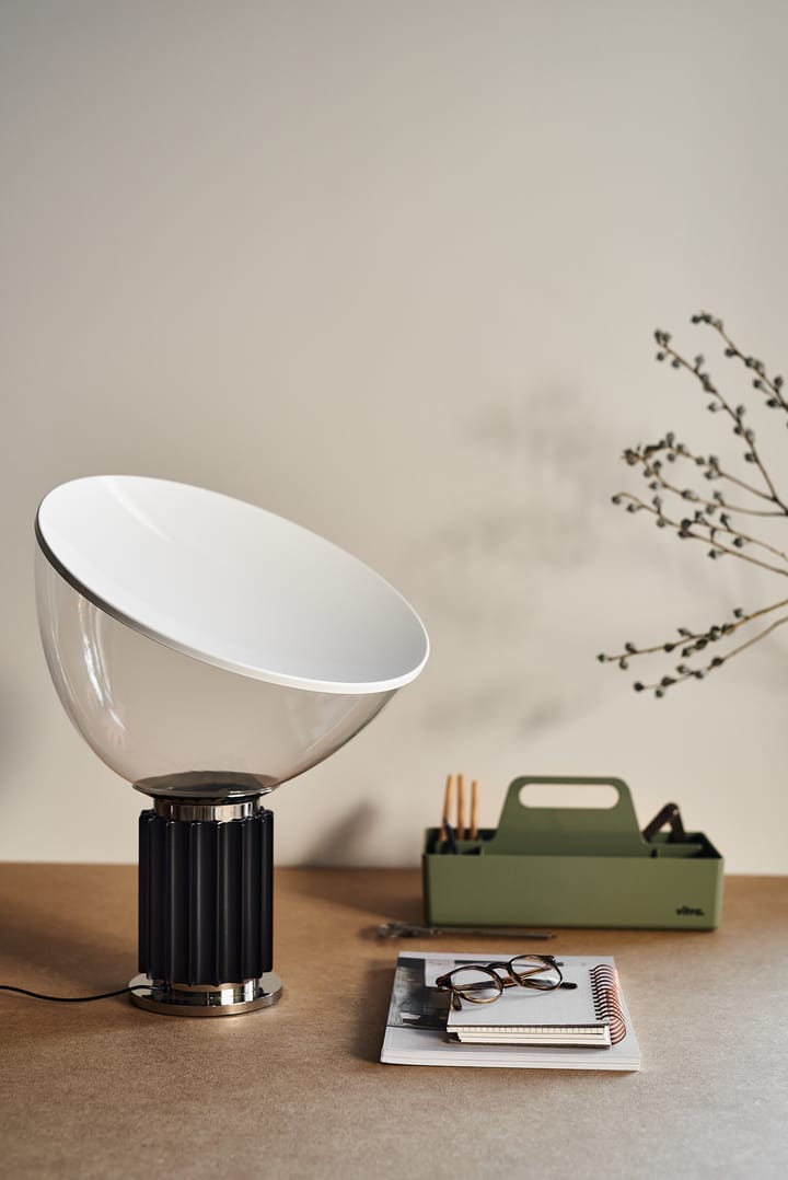 Lámpara de mesa Taccia Small LED 48,5 cm, Negro, cúpula de cristal Flos