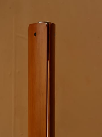 Lámpara de suelo Seki-han, 226 cm - Heat treatened ash-black metal - Flos
