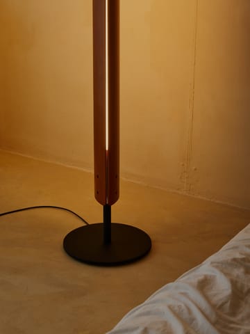 Lámpara de suelo Seki-han, 226 cm - Heat treatened ash-black metal - Flos