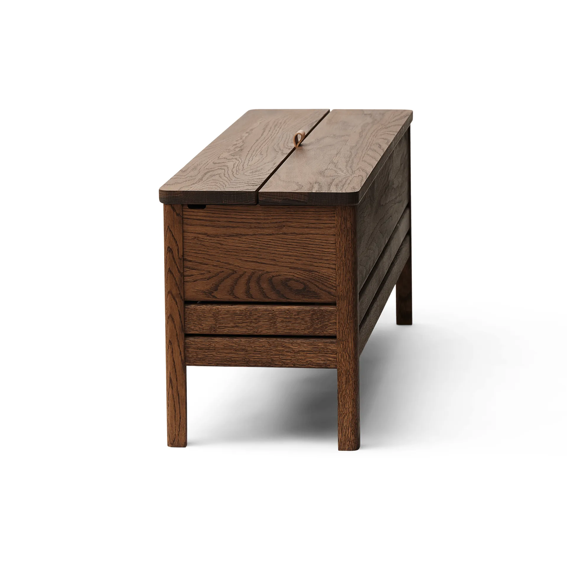 Banco con almacenamiento A Line 111 cm, Roble ahumado Form & Refine