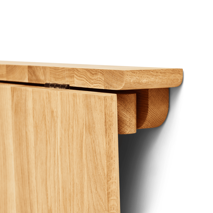 Mesa plegable de pared Trefoil, Roble Form & Refine