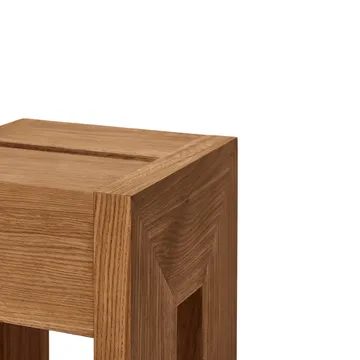 Monolith mesa auxiliar - Roble, 29x29x36 cm - Form & Refine