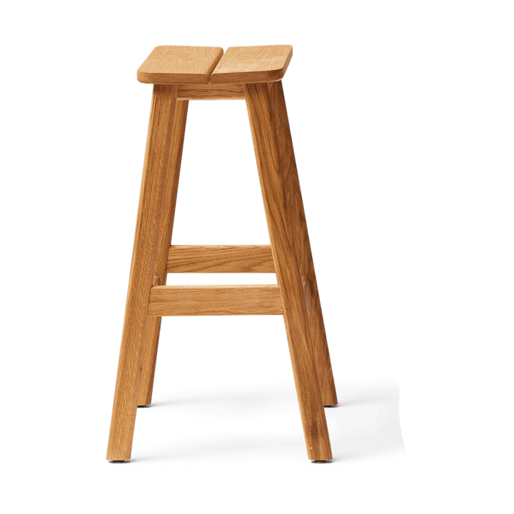 Taburete Angle Standard 65 cm, Roble Form & Refine