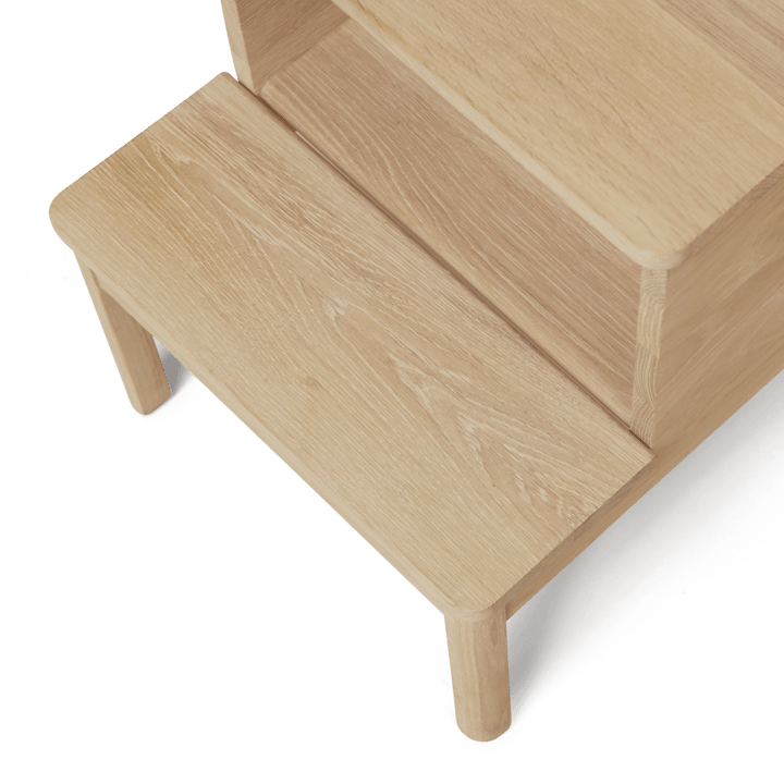 Taburete-escalera A line, Roble blanco Form & Refine