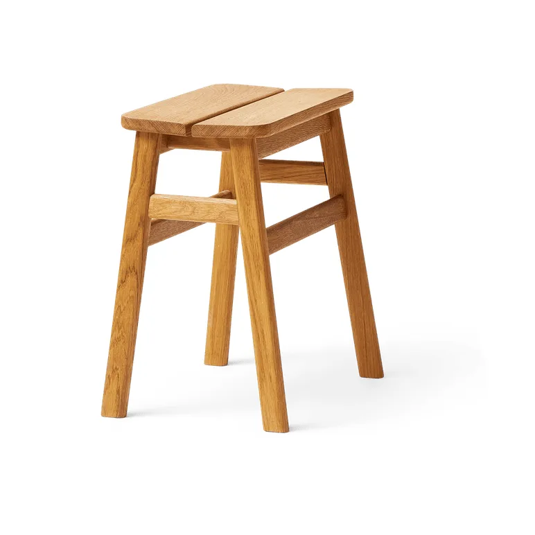 Taburete redondo Angle Standard 45 cm, Roble, Ø32x46 cm Form & Refine