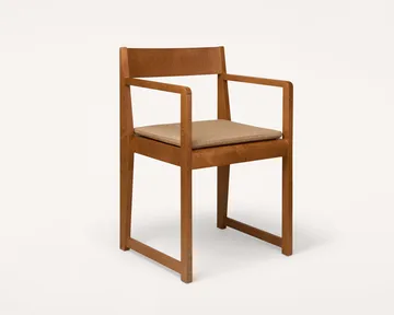 Cojín Armrest Chair 01 para silla con reposabrazos - Camel, 47x37x4 cm - FRAMA