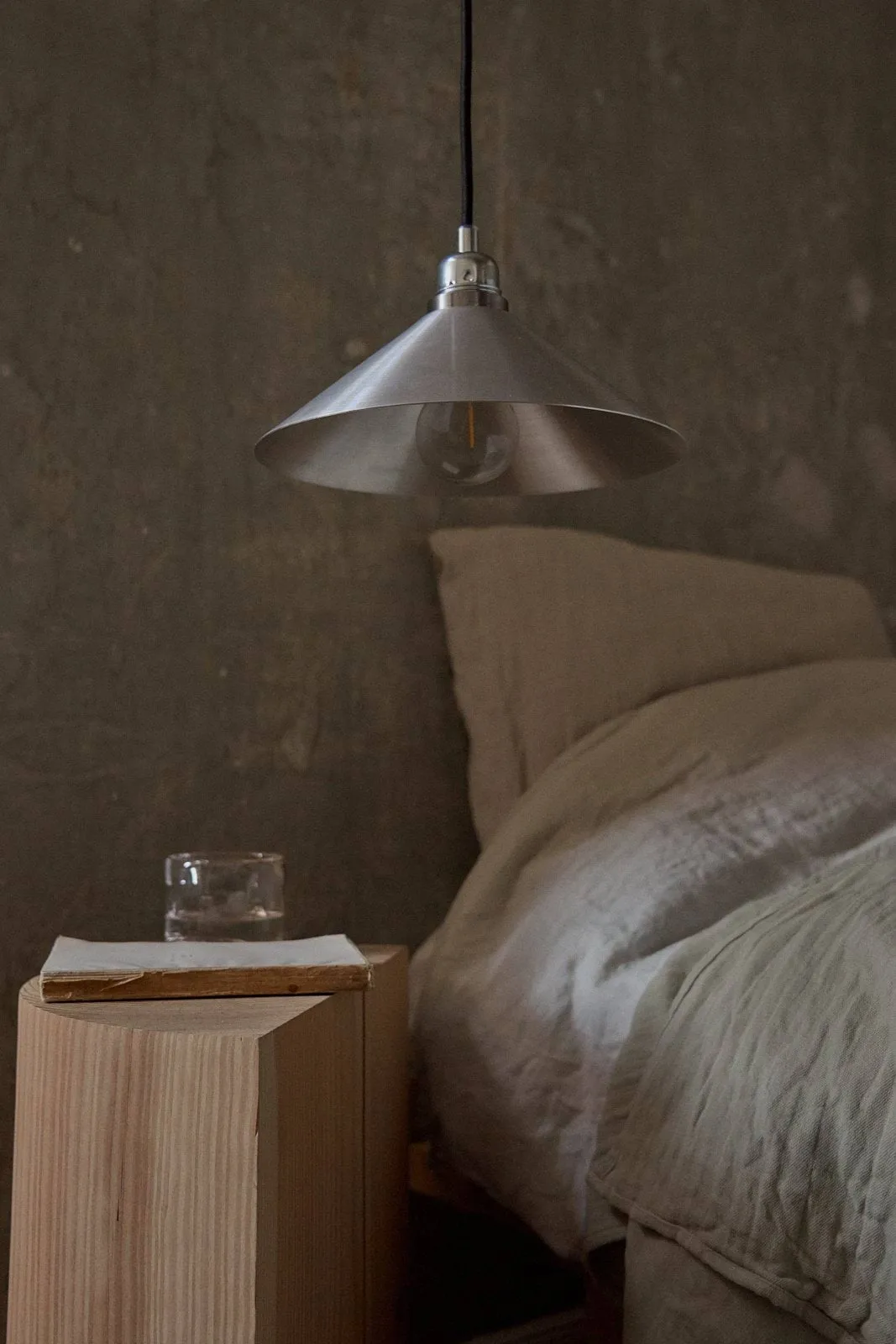 Lámpara colgante Cone Shade, Aluminium, small, Ø25 cm FRAMA