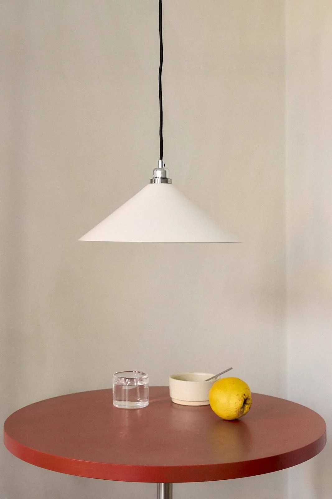 Lámpara colgante Cone Shade, White, small, Ø25 cm FRAMA